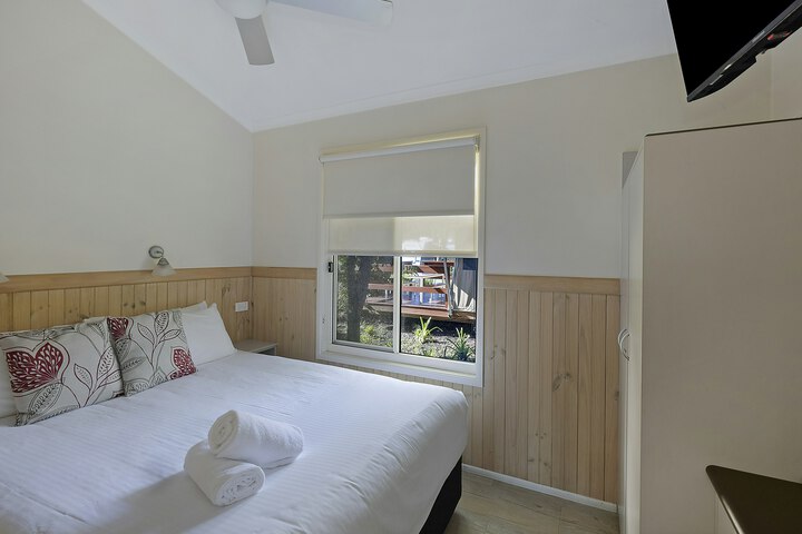 Room 8 of 29