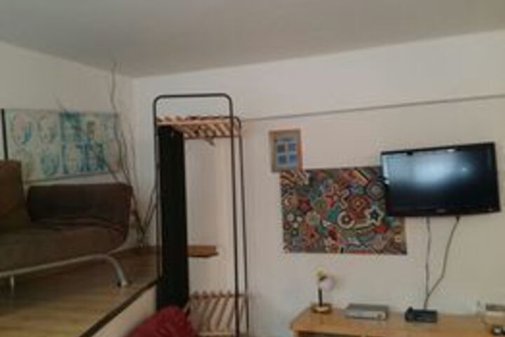Room 43 of 133