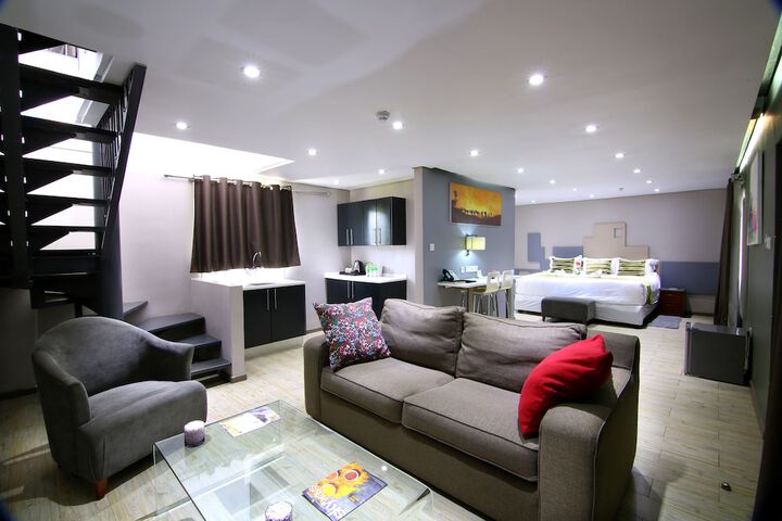 Room 32 of 113