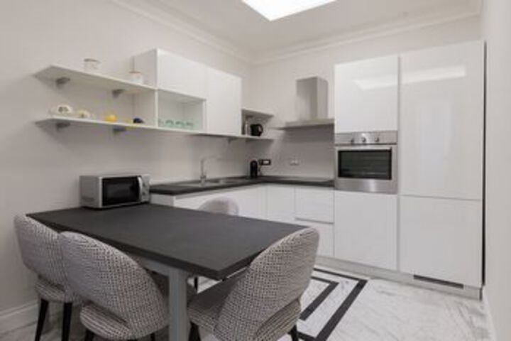 Room 7 of 22