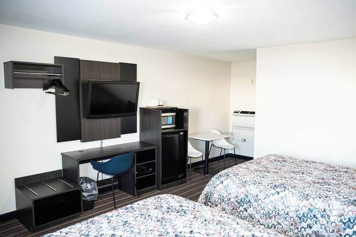 Deluxe Double Room (2 of 8)