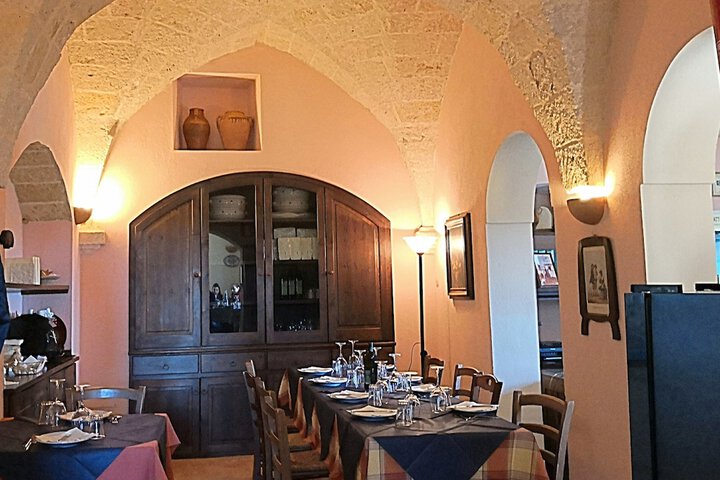Dining 52 of 74