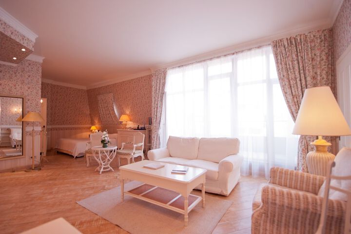 Room 40 of 80
