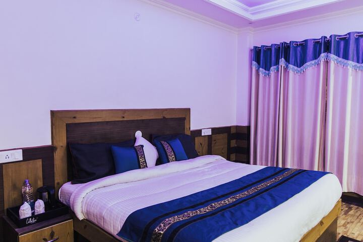 Room 10 of 35