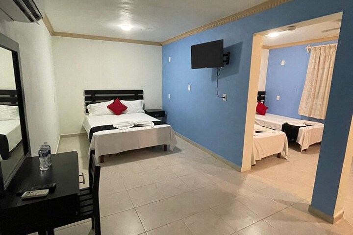 Room 10 of 48