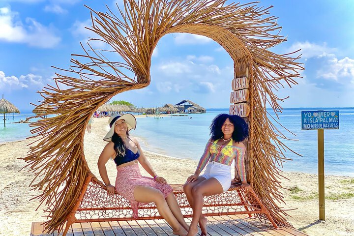 Beach 19 of 33