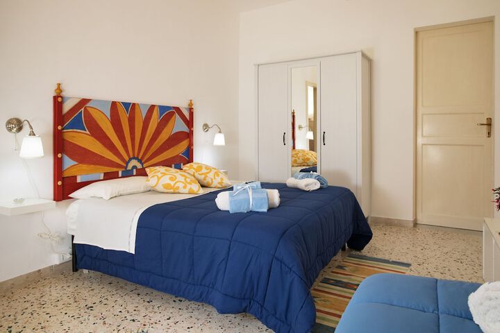 Room 40 of 79