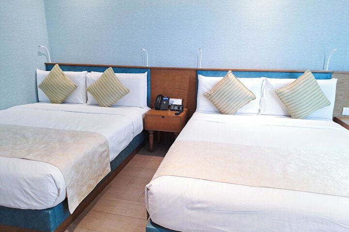 Room 103 of 204