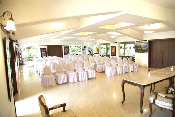 Business Center 110 of 154