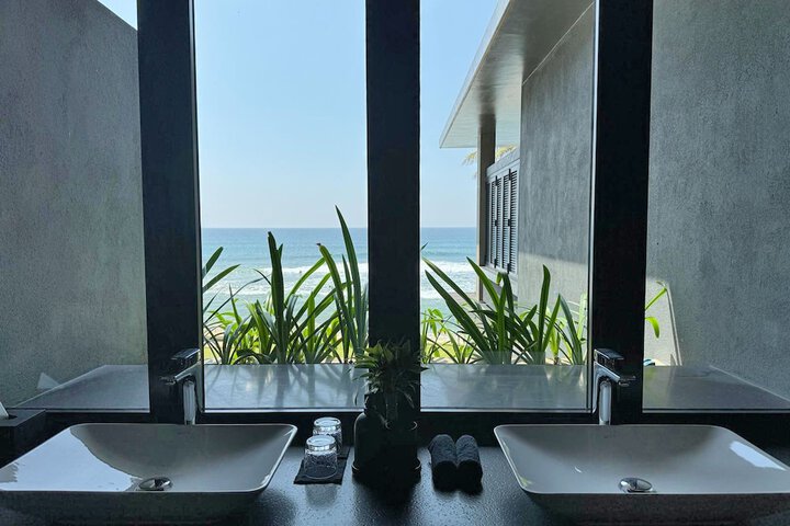 Room 58 of 99