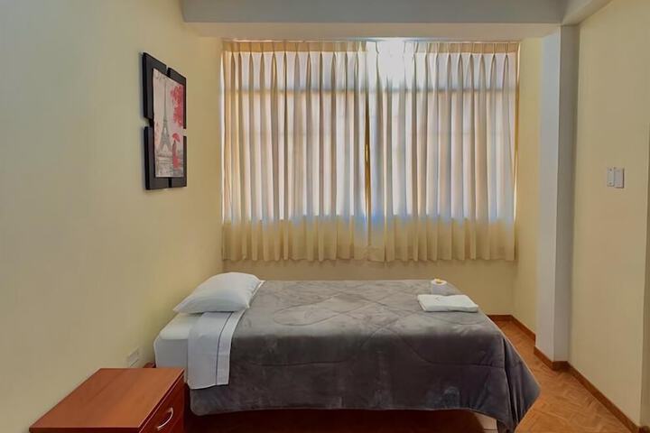 Room 10 of 19