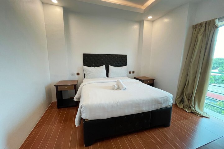 Room 18 of 79