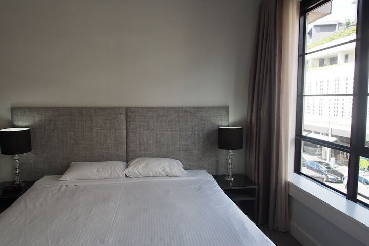 Room 18 of 60