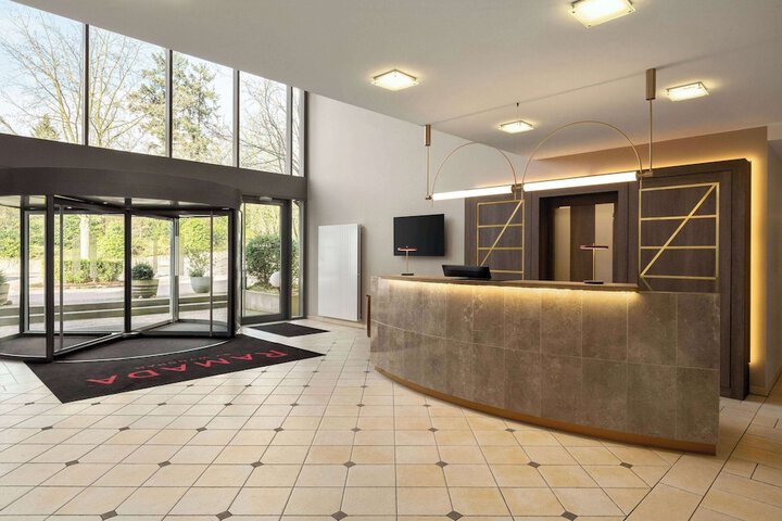 Lobby Entry