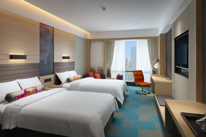 Room 14 of 38