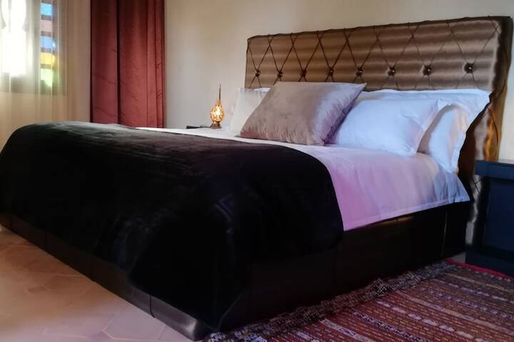 Room 4 of 60