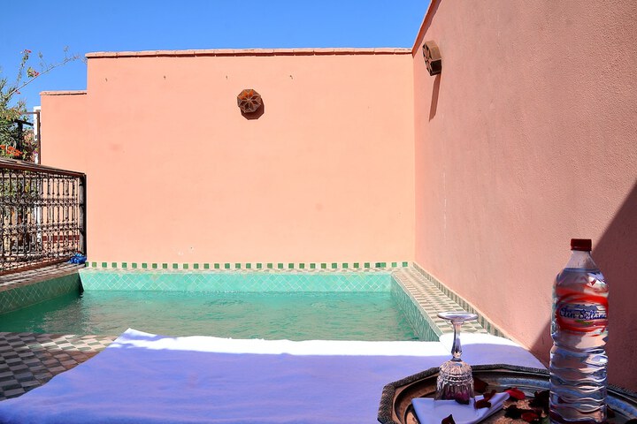 Pools & Facilities