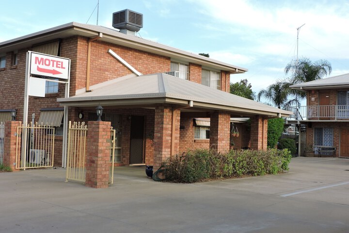 Hotel 16 of 23