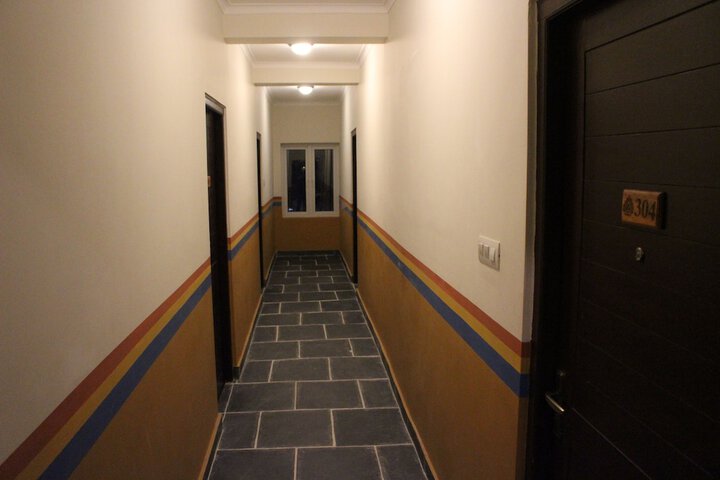 Ballroom/Hall 176 of 214