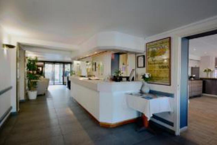 Comfort Hotel Paris Sud Viry Evry