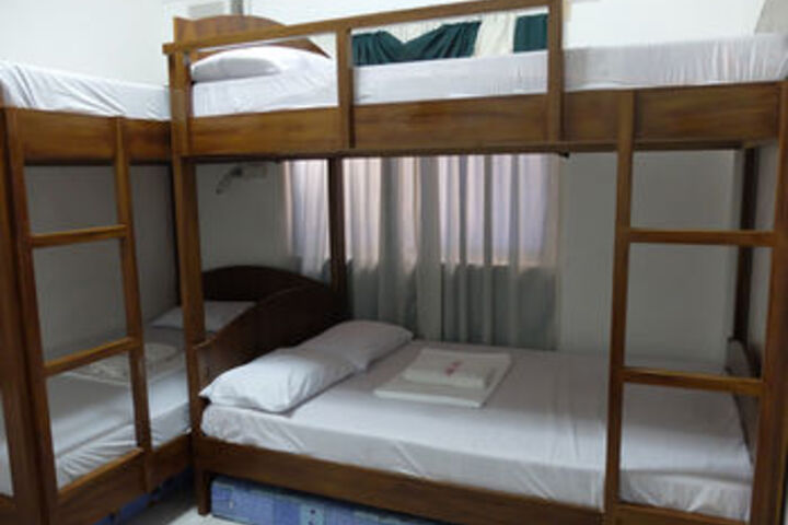Room 41 of 68