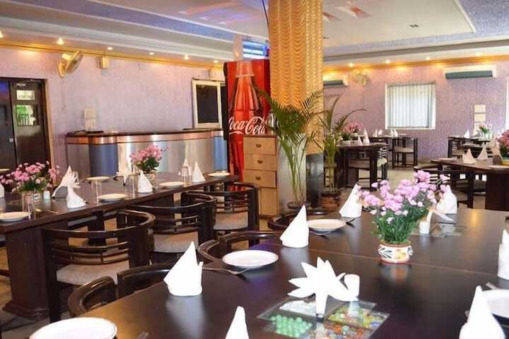 Dining Photos