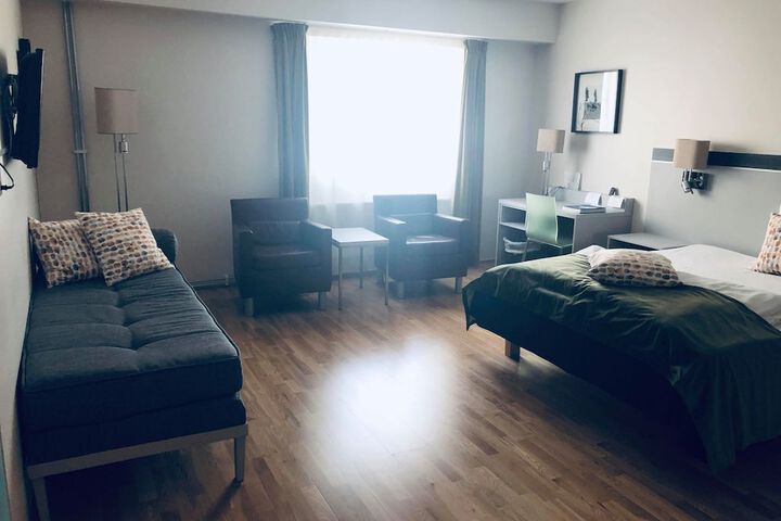Room 34 of 73
