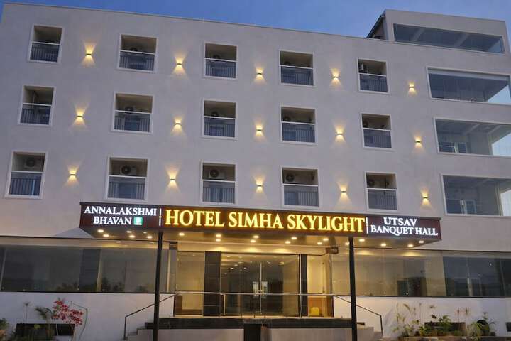 Hotel 5 of 8