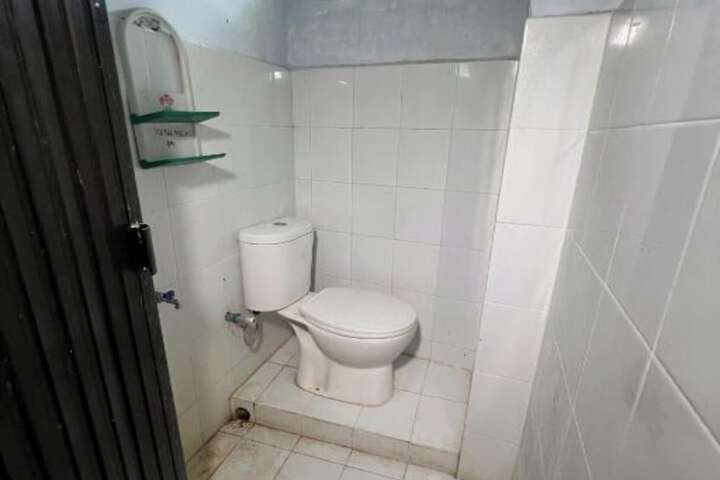 Room 17 of 26