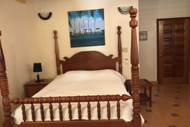 Room 68 of 85