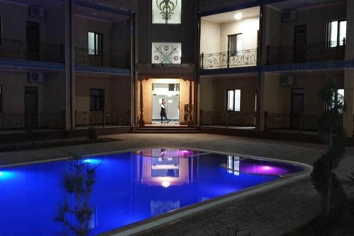 Pool 20 of 26