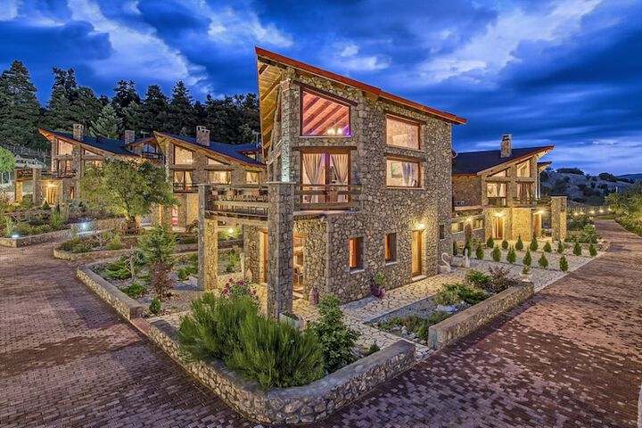 ViP Chalet 4 seasons in Delphi