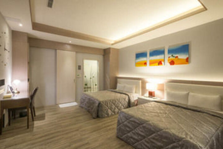 Room 35 of 84