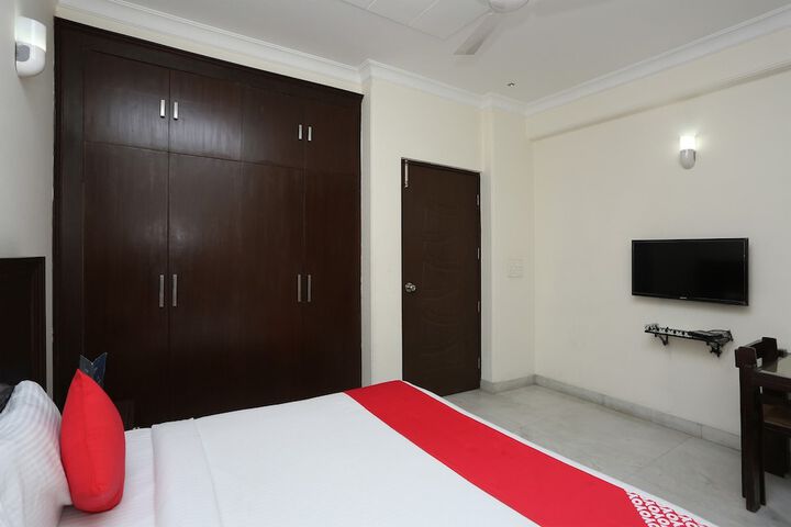 Room 21 of 26