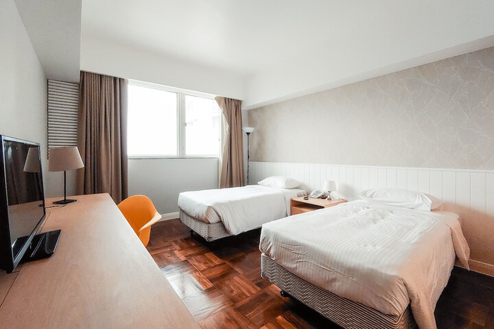 Room 15 of 31