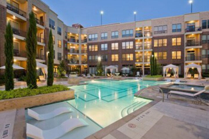 Pool 31 of 40