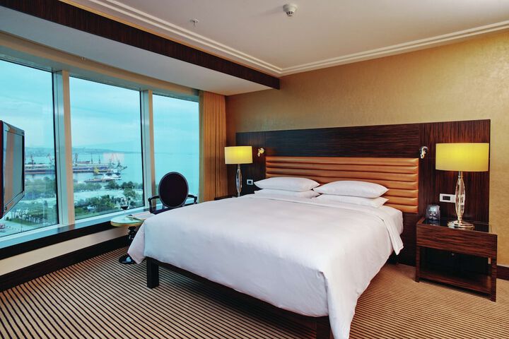Room 20 of 130