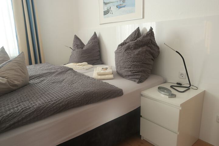 Room 6 of 30