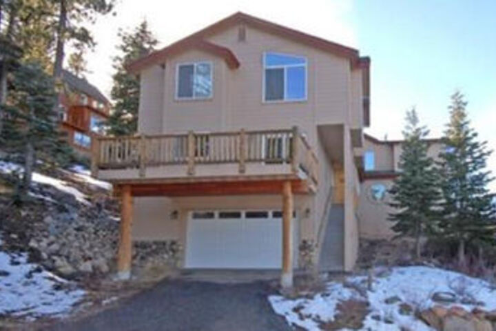 Image of 321 Glenmore Way