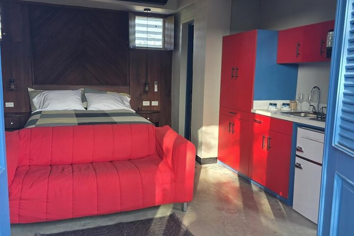 Room 11 of 29