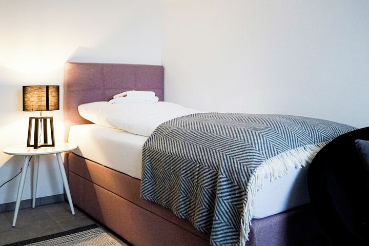 Room 78 of 179