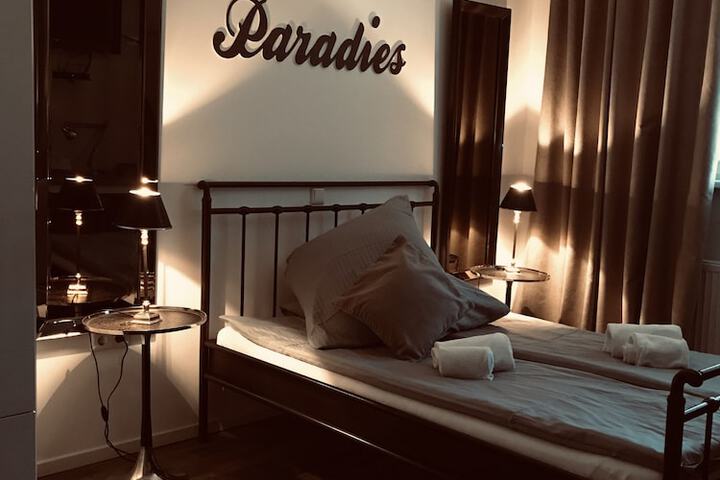 Room 18 of 54