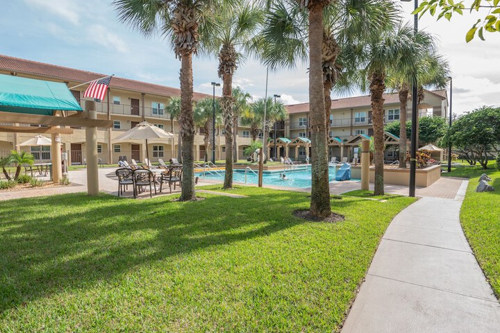 Property Grounds 60 of 69