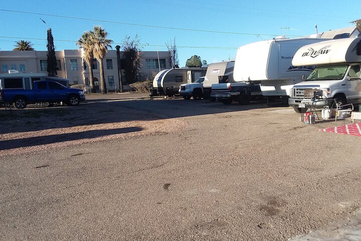 Property Grounds 42 of 52