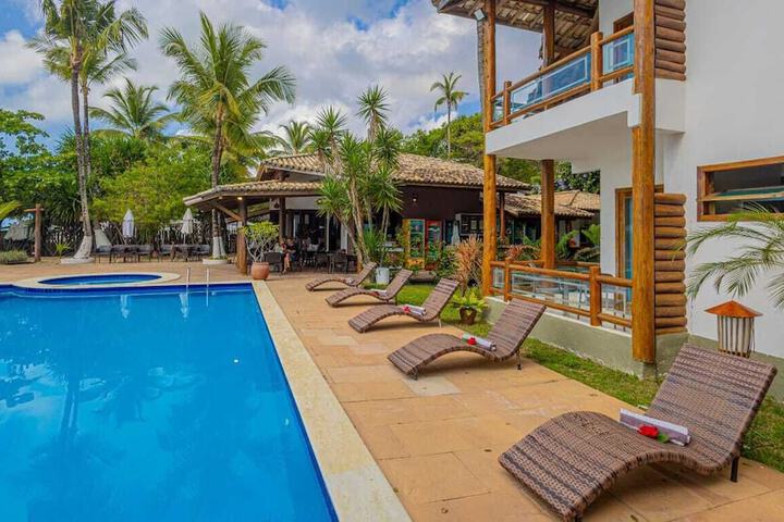 Hotel with Pool