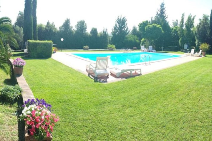 Pool 31 of 51