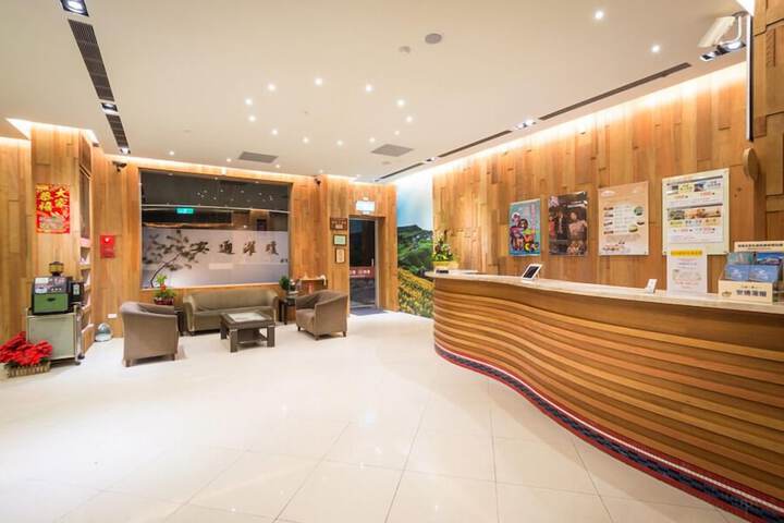 Hotel 2 of 25