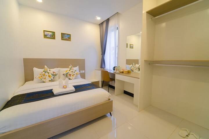 Room 20 of 76