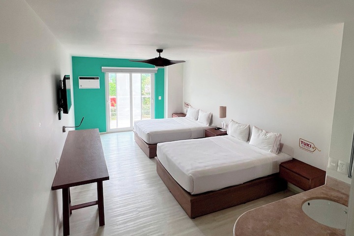 Room 2 of 3