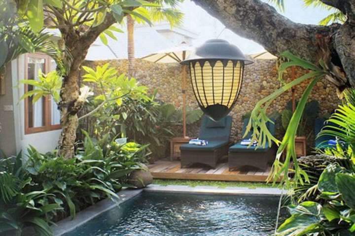 Pool Hotel
